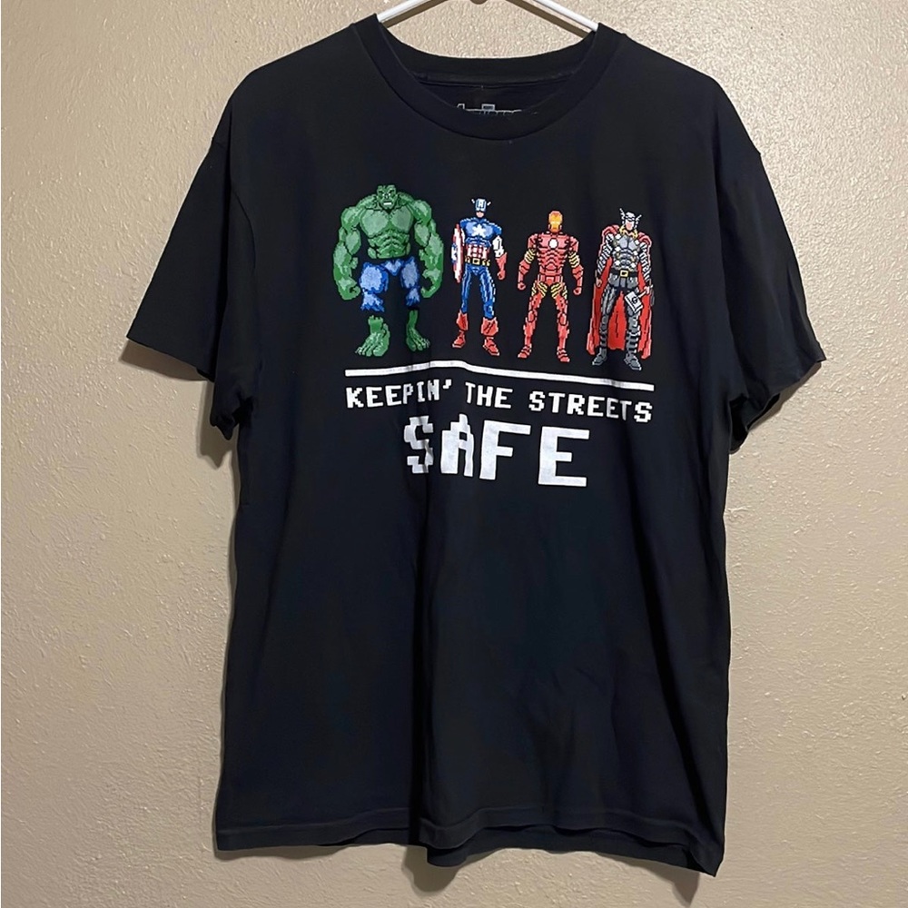 Marvel Avengers Hulk Captain America Iron Man Thor Graphic Black T-Shirt Adult L
